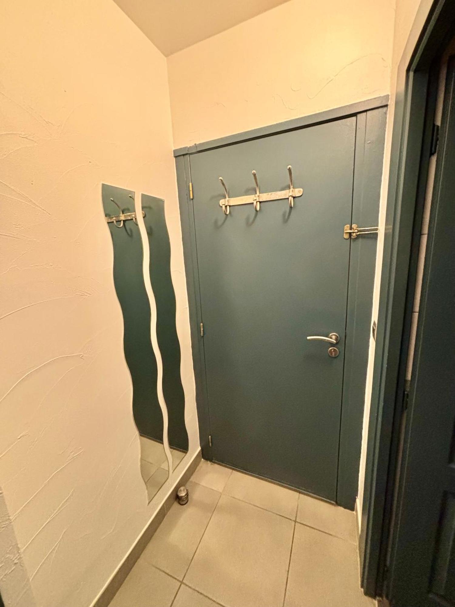 studio - baignoire - prêt de vtt - lave linge Le Puy-en-Velay Exterior foto